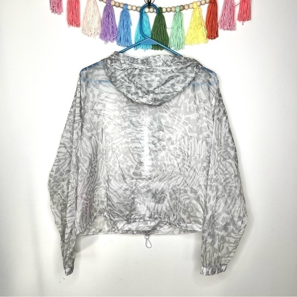 Good American Icy Leopard Print Windbreaker Layering Spring Jacket Size 2XL - Picture 10 of 16